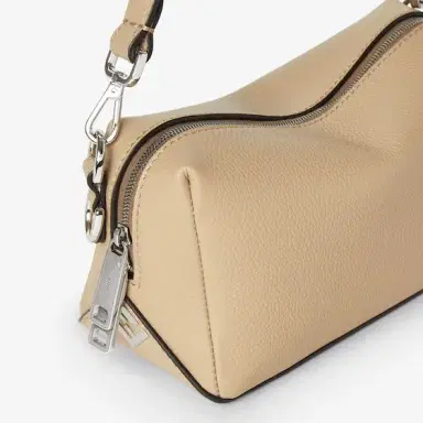 Fendi Small Lui bag with a soft design, made of | Thumbnail 6 Fendi Small Lui bag with a soft design, made of | Thumbnail 6