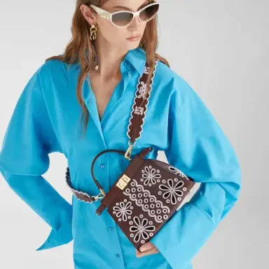 Fendi Long shoulder strap with double snap hook, to use | Thumbnail 4 Fendi Long shoulder strap with double snap hook, to use | Thumbnail 4