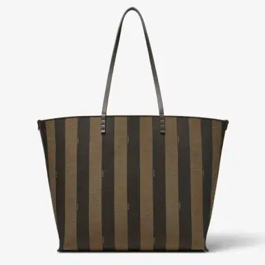 Fendi Large shopper bag, created in 1997 together with | Thumbnail 8 Fendi Large shopper bag, created in 1997 together with | Thumbnail 8