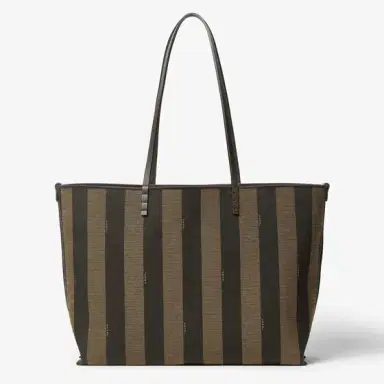 Fendi Medium shopping bag, created in 1997 together with | Thumbnail 6 Fendi Medium shopping bag, created in 1997 together with | Thumbnail 6