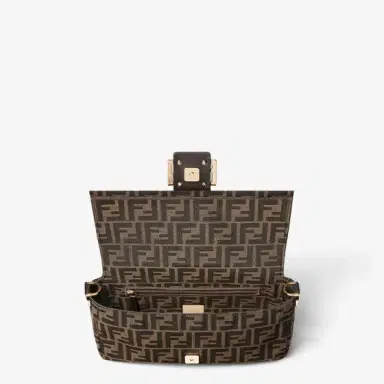 Fendi Iconic medium Baguette® bag, created in 1997, which went | Thumbnail 4 Fendi Iconic medium Baguette® bag, created in 1997, which went | Thumbnail 4