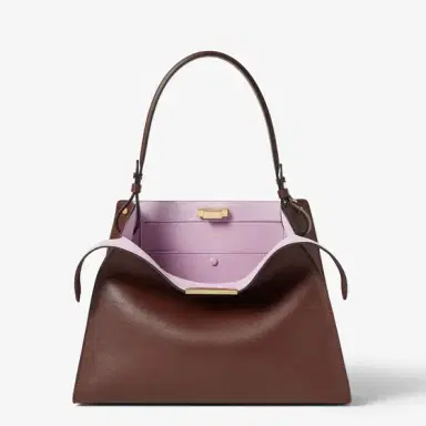 Fendi Medium Way bag, presented at the Spring Summer 2026 | Thumbnail 3 Fendi Medium Way bag, presented at the Spring Summer 2026 | Thumbnail 3