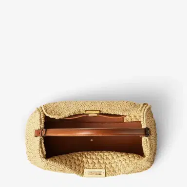 Fendi Large Way bag, presented at the Spring Summer 2026 | Thumbnail 6 Fendi Large Way bag, presented at the Spring Summer 2026 | Thumbnail 6