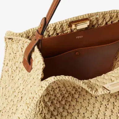 Fendi Large Way bag, presented at the Spring Summer 2026 | Thumbnail 7 Fendi Large Way bag, presented at the Spring Summer 2026 | Thumbnail 7
