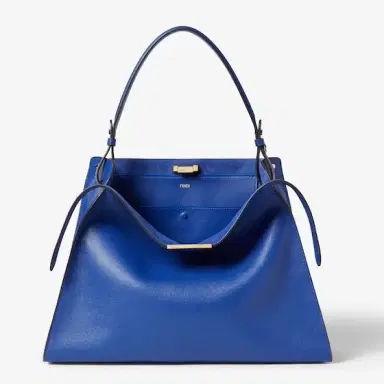 Fendi Large Way bag, presented at the Spring Summer 2026 | Thumbnail 3 Fendi Large Way bag, presented at the Spring Summer 2026 | Thumbnail 3