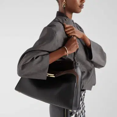 Fendi Medium Way bag, presented at the Spring Summer 2026 | Thumbnail 2 Fendi Medium Way bag, presented at the Spring Summer 2026 | Thumbnail 2