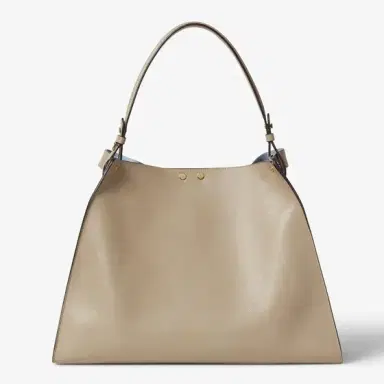 Fendi Large Way bag, presented at the Spring Summer 2026 | Thumbnail 5 Fendi Large Way bag, presented at the Spring Summer 2026 | Thumbnail 5
