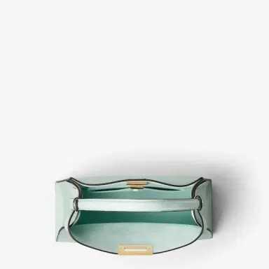 Fendi Medium Way bag, presented at the Spring Summer 2026 | Thumbnail 5 Fendi Medium Way bag, presented at the Spring Summer 2026 | Thumbnail 5
