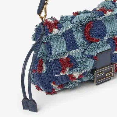 Fendi Mamma Baguette Medium | Thumbnail 7