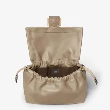 Fendi Mamma Baguette Large | Thumbnail 5 Fendi Mamma Baguette Large | Thumbnail 5
