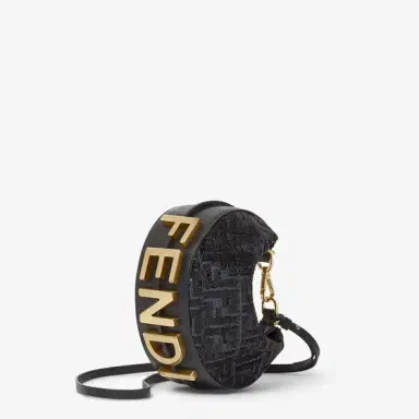 Fendi Mini Fendigraphy hobo bag with a contemporary look and bold | Thumbnail 3