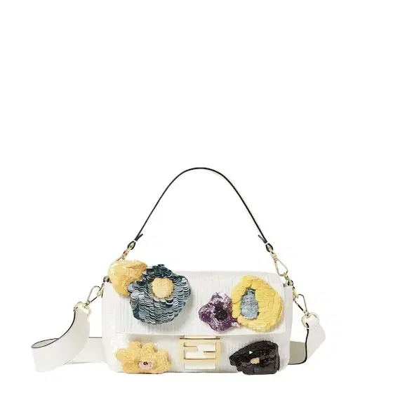 Iconic medium Baguette® bag, created in 1997, which went