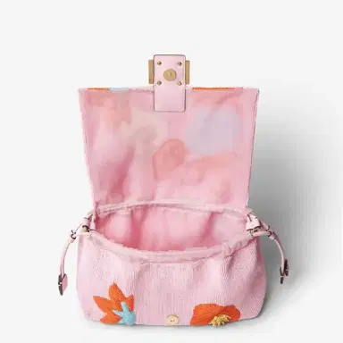 Fendi Mamma Baguette Medium | Thumbnail 5 Fendi Mamma Baguette Medium | Thumbnail 5