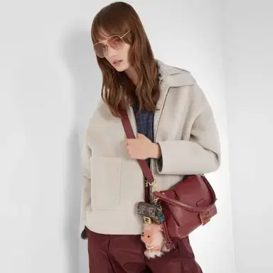 Fendi Baguette Soft Medium | Thumbnail 2 Fendi Baguette Soft Medium | Thumbnail 2