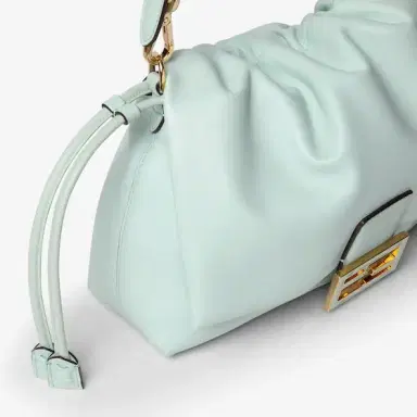 Fendi Baguette Soft Medium | Thumbnail 5 Fendi Baguette Soft Medium | Thumbnail 5