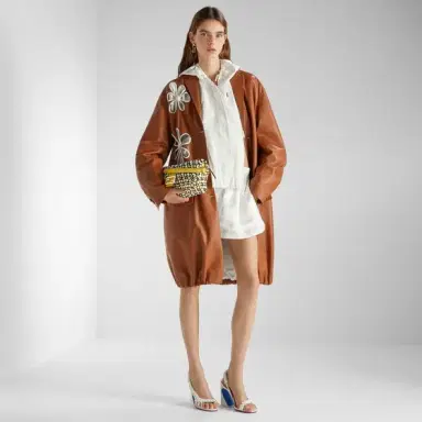 Fendi Iconic medium Baguette® bag, created in 1997, which went | Thumbnail 9