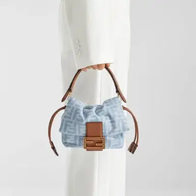 Fendi Baguette Soft Small | Thumbnail 2 Fendi Baguette Soft Small | Thumbnail 2