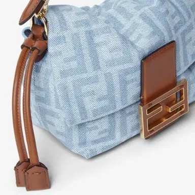 Fendi Baguette Soft Small | Thumbnail 5 Fendi Baguette Soft Small | Thumbnail 5