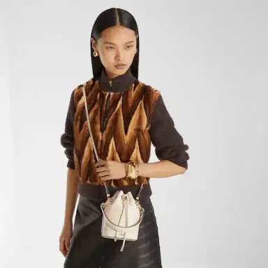 Fendi Iconic Mon Tresor bucket bag, distinguished by a timeless | Thumbnail 2 Fendi Iconic Mon Tresor bucket bag, distinguished by a timeless | Thumbnail 2