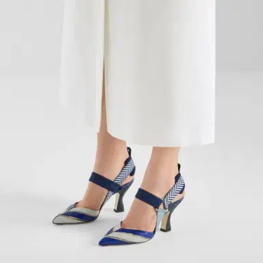 Fendi Streamlined and feminine Iconic Colibrì slingbacks | Thumbnail 5 Fendi Streamlined and feminine Iconic Colibrì slingbacks | Thumbnail 5