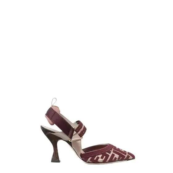 Streamlined and feminine Colibrì slingbacks