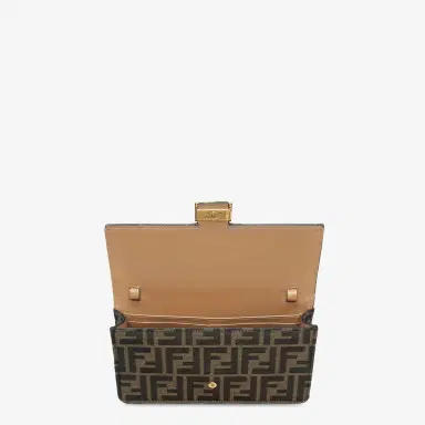 Fendi Wallet On Chain Baguette | Thumbnail 4