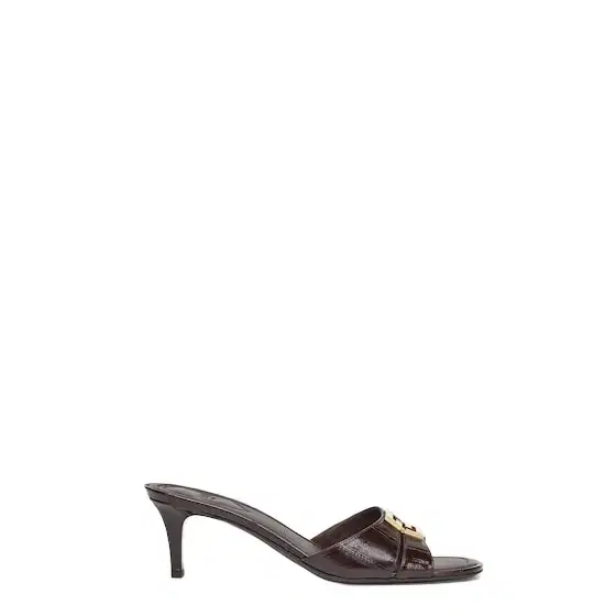 Slip-on sandals with square toes and two wrap-around bands