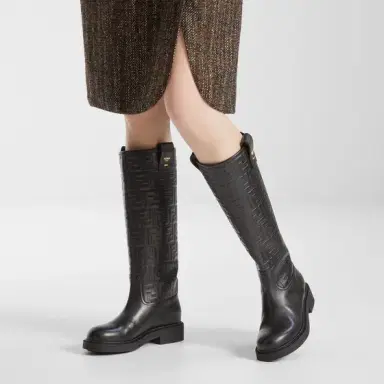 Fendi Tubular leg boots with round toe | Thumbnail 5