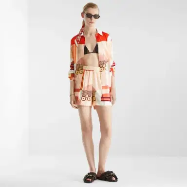 Fendi Padded double-band flat slides with decorative D-ring | Thumbnail 5 Fendi Padded double-band flat slides with decorative D-ring | Thumbnail 5