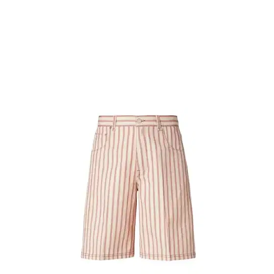 Five-pocket Bermuda shorts with a relaxed fit