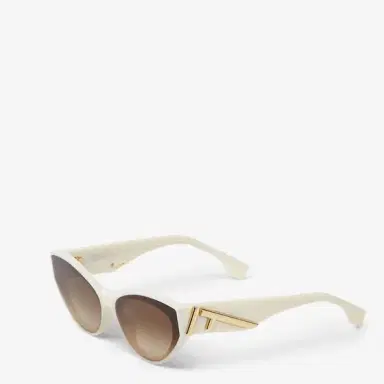 Fendi Cat-eye First glasses in ivory white acetate | Thumbnail 2 Fendi Cat-eye First glasses in ivory white acetate | Thumbnail 2