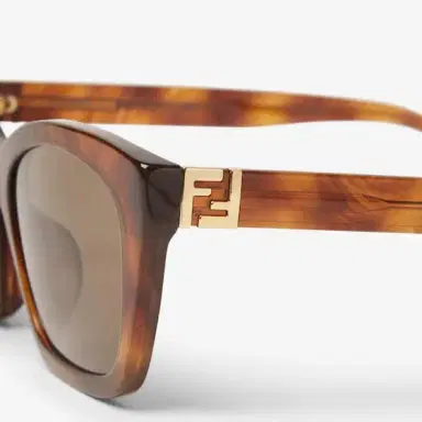 Fendi Square Forever sunglasses made of Havana acetate | Thumbnail 3