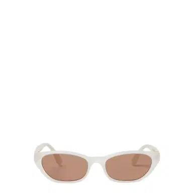 Fendi Cat-eye Baguette glasses in translucent creamy white | Thumbnail 1 Fendi Cat-eye Baguette glasses in translucent creamy white | Thumbnail 1