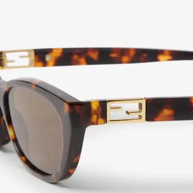 Fendi Cat-eye Baguette glasses in Havana acetate, decorated | Thumbnail 3