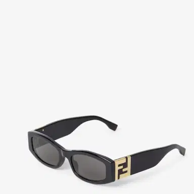 Fendi Forever oval glasses in black acetate | Thumbnail 2