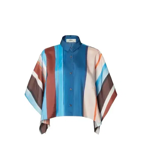 Cropped shirt with full, short sleeves and side slits