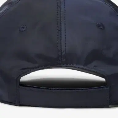 Fendi Dark blue waterproof nylon baseball cap with semi-stiff peak | Thumbnail 2