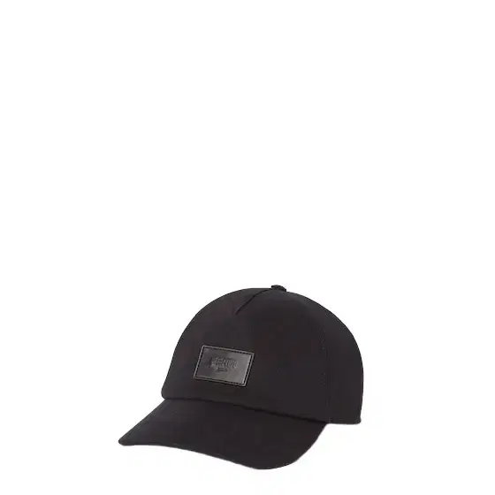Baseball cap with semi-stiff peak made entirely in