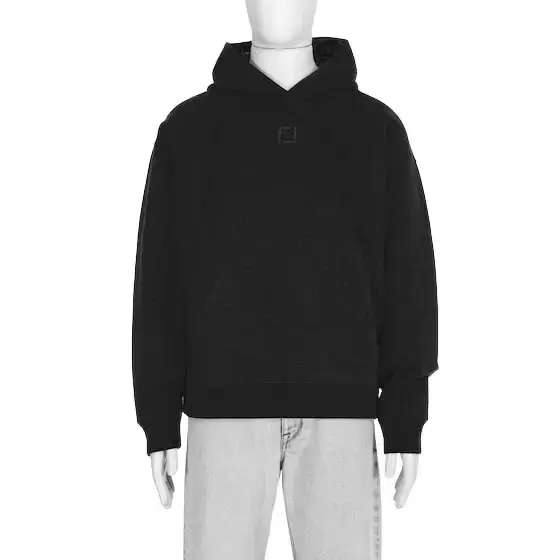 Long-sleeved sweatshirt with drawstring hood