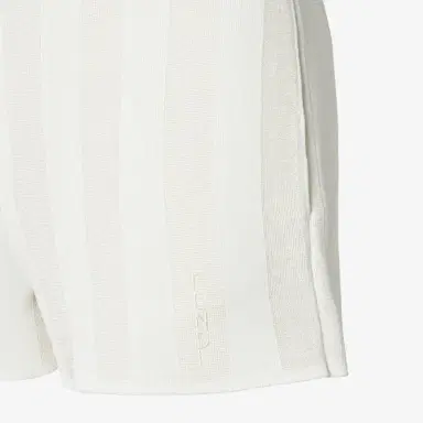 Fendi Straight-cut shorts with side pockets | Thumbnail 3 Fendi Straight-cut shorts with side pockets | Thumbnail 3