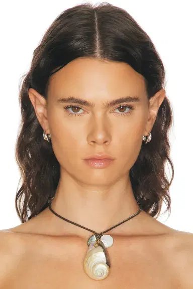 CHAN LUU Shell Pendant Necklace | Thumbnail 2