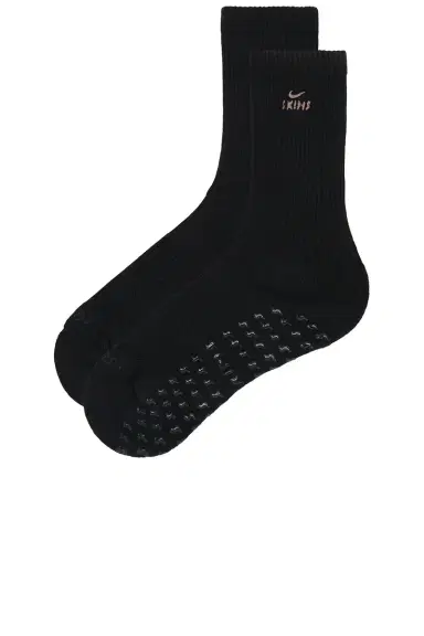 NikeSKIMS Dri-FIT Pilates Grip Crew Sock | Thumbnail 2