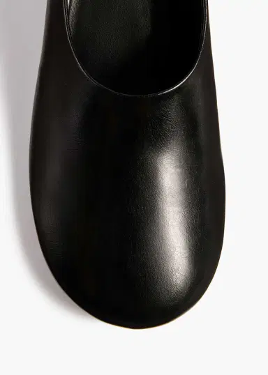 Khaite Marcy Pump In Black | Thumbnail 3