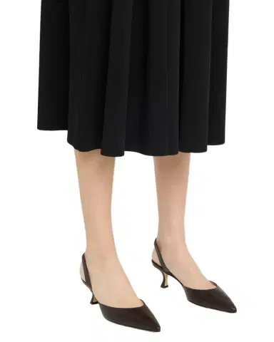 Manolo Blahnik Carolyne Leather Low-Heel Slingback Pump | Thumbnail 1