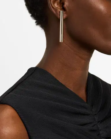 Alexander McQueen Logo Cross Bar Earrings | Thumbnail 1