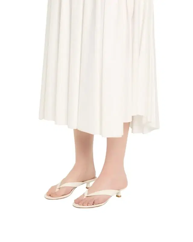 Rio Leather Kitten-Heel Thong Sandals