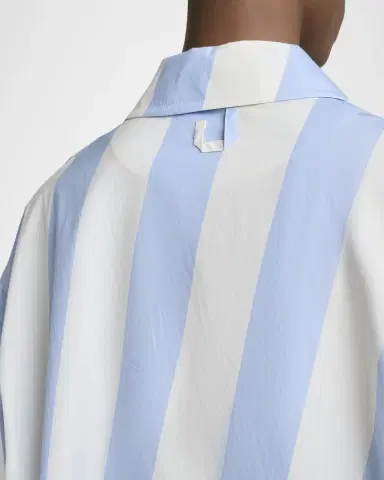 Jacquemus Men's The Triangle Stripe Poplin Flared Short-Sleeve Shirt | Thumbnail 4 Jacquemus Men's The Triangle Stripe Poplin Flared Short-Sleeve Shirt | Thumbnail 4