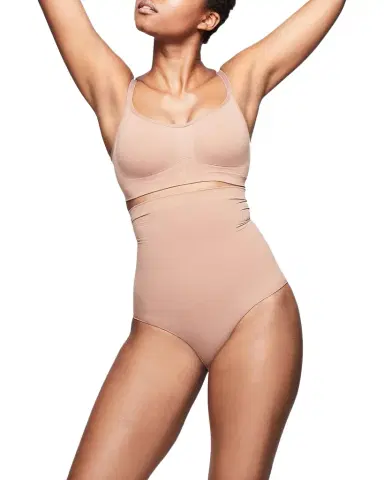 Skims Seamless Sculpt High-Waisted Briefs | Thumbnail 1 Skims Seamless Sculpt High-Waisted Briefs | Thumbnail 1