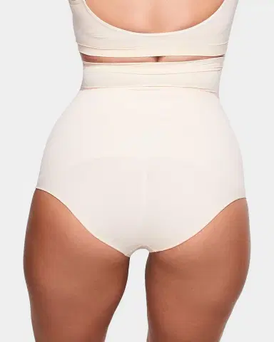 Skims Seamless Sculpt High-Waisted Briefs | Thumbnail 2 Skims Seamless Sculpt High-Waisted Briefs | Thumbnail 2