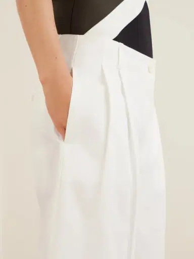 TOTEME Cropped Pleated Organic Cotton And Lyocell-blend Straight-leg Pants | Thumbnail 5 TOTEME Cropped Pleated Organic Cotton And Lyocell-blend Straight-leg Pants | Thumbnail 5
